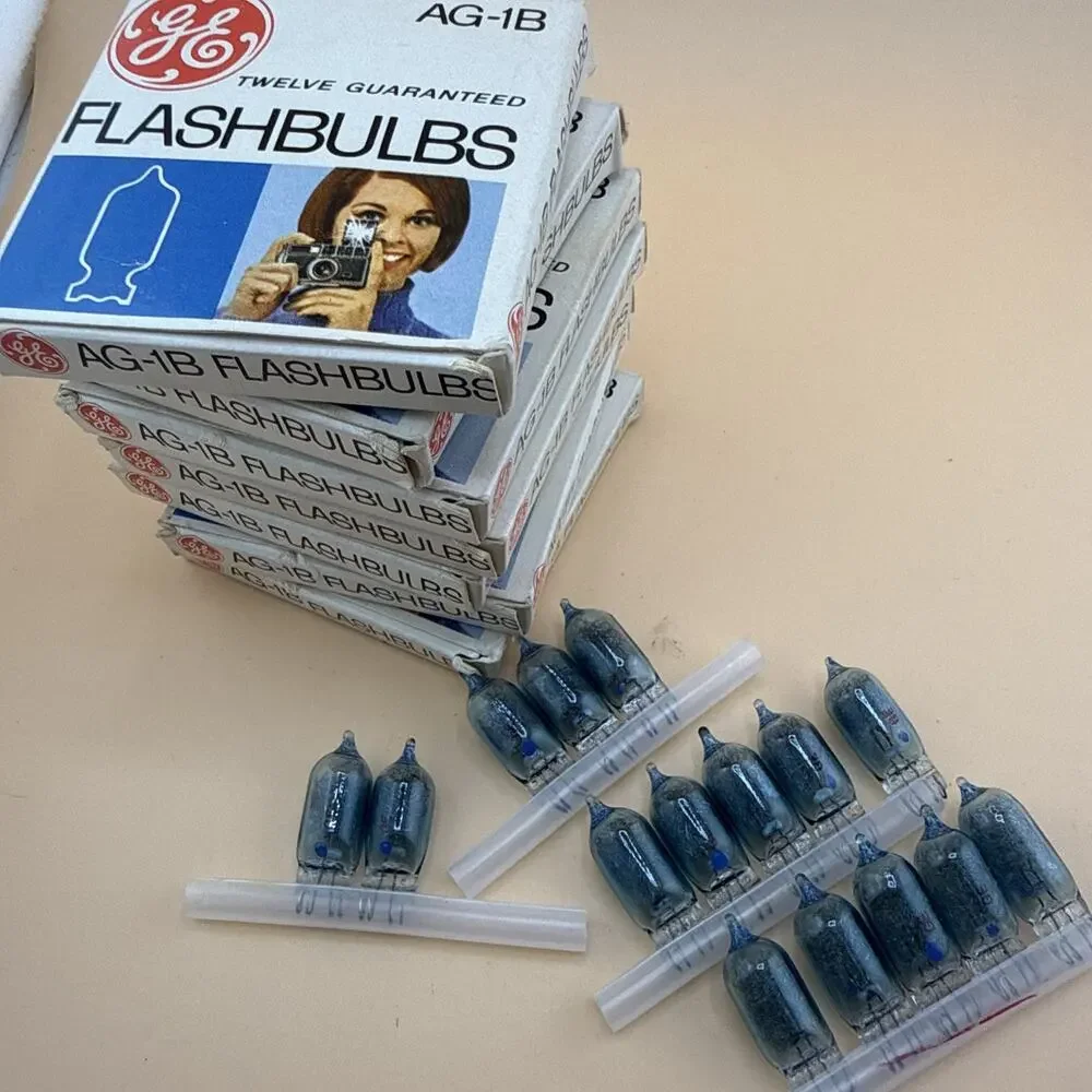 Vintage GE AG-1B Flashbulbs 7 Box Lot in Box Photography 75 Bulbs